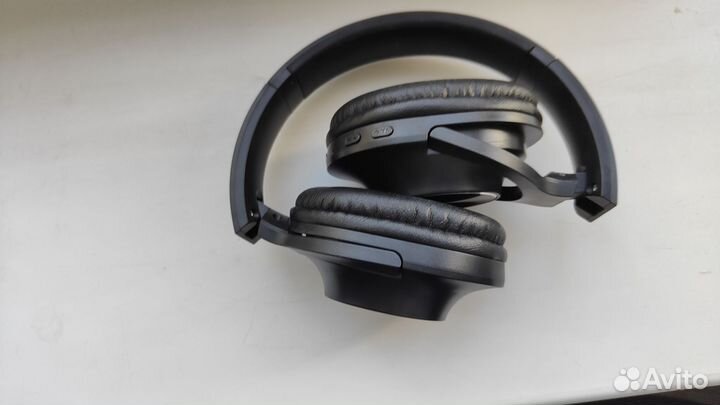 Беспроводные Bluetooth наушники