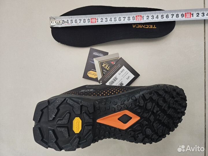 Трекинговые мембранные кроссовки Tecnica Magma GTX