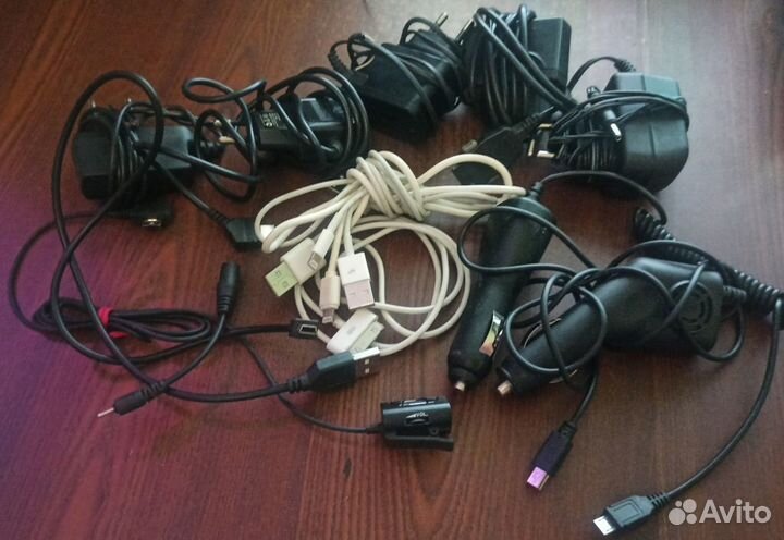 Зарядки на разные устройства