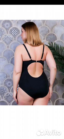 Купальник женский слитный