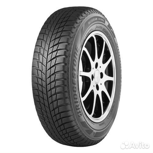 Bridgestone Blizzak LM-001 255/40 R18 99V