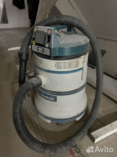 Пылесос makita