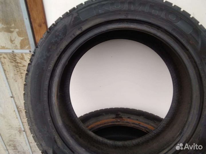 Kumho I'Zen RV Stud KC16 205/55 R16