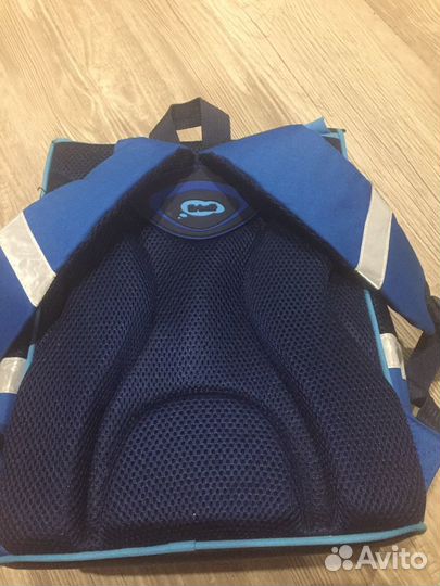 Рюкзак школьный