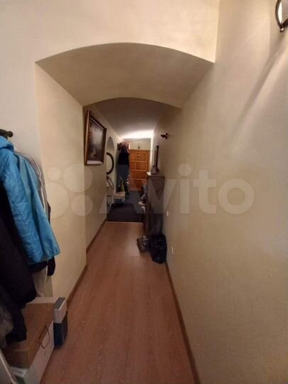 3-к. квартира, 104 м², 2/6 эт.