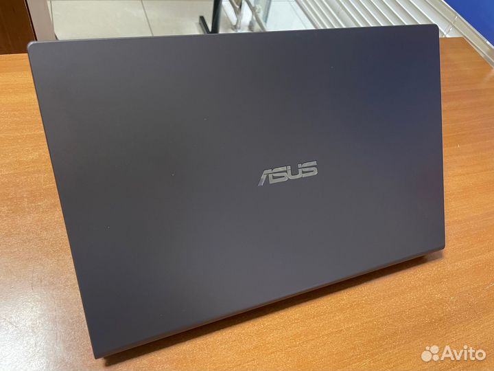 Игровой ноутбук Asus / 12g / как новый / Ryzen 5