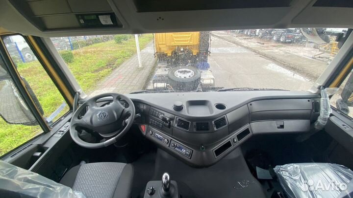 IVECO-Hongyan Genlyon 520, 2023