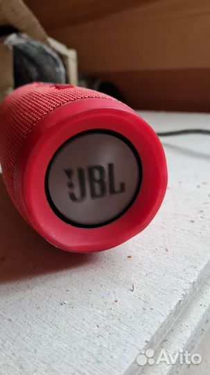 Колонка Jbl charge 3 GG версия живая