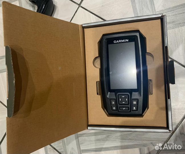 Эхолот garmin striker plus 4+transducer