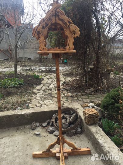 Кормушки, скворечники, бельчатник