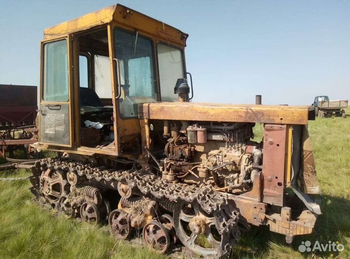 Трактор ВгТЗ ДТ-75, 1990