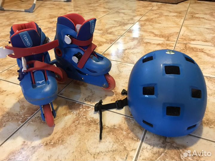 Роликовые коньки и шлем