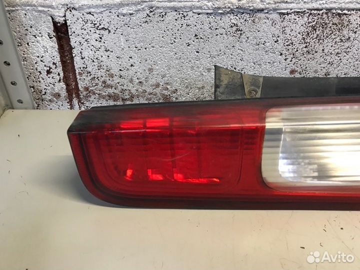 Фонарь левый Ford Focus 2 купе 2006