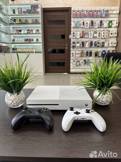 Xbox One S 1t + Forza Horizon 4