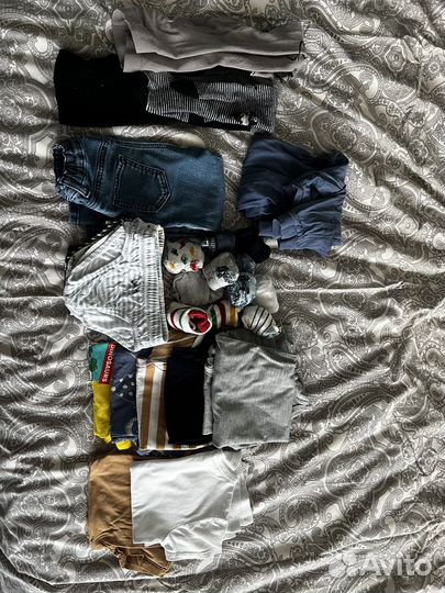 Отдам даром детские вещи