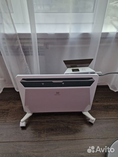 Конвектор Electrolux