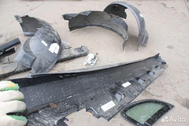 Накладка порога левая Mercedes GLE-Classe C292