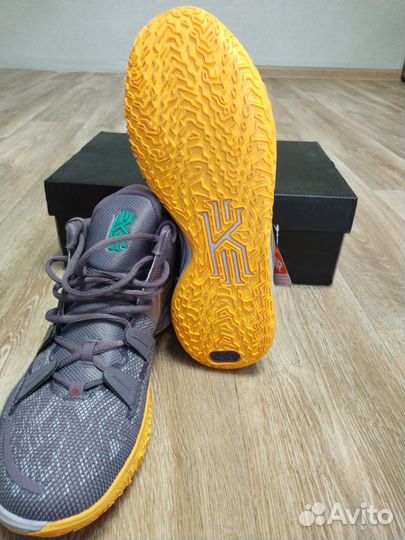 Баскетбольные кроссовки Nike kyrie 7 EP