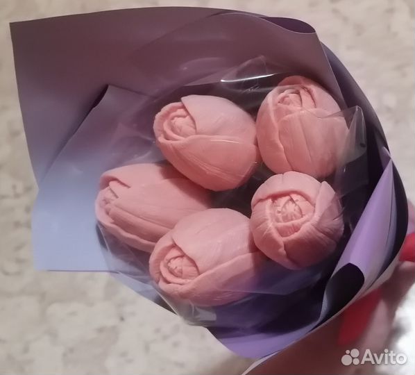 Букеты из шоколада тюльпаны и розы