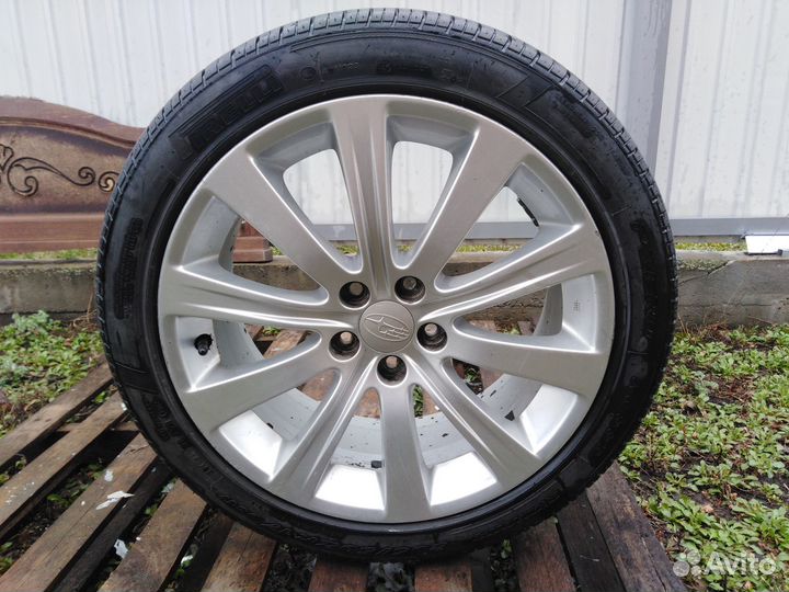 Pirelli P Zero Rosso 205/50 R17