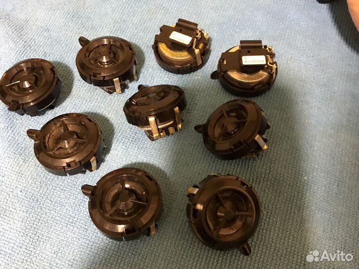 Динамик стойки двери Мерседес 164