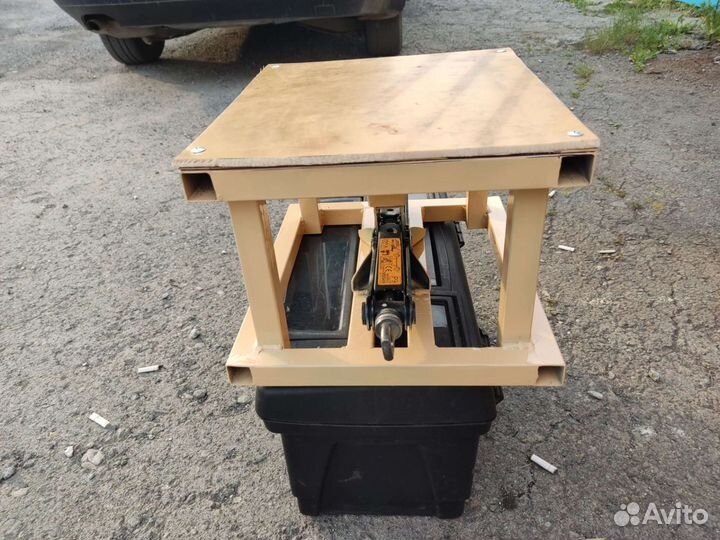 Подьемник для мотоцикла, мотодомкрат