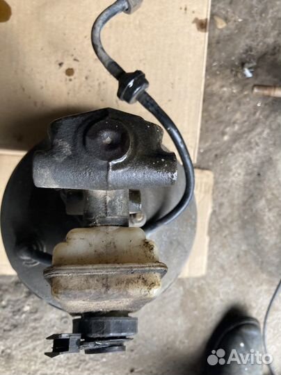 Главный тормозной цилиндр Форд sierra