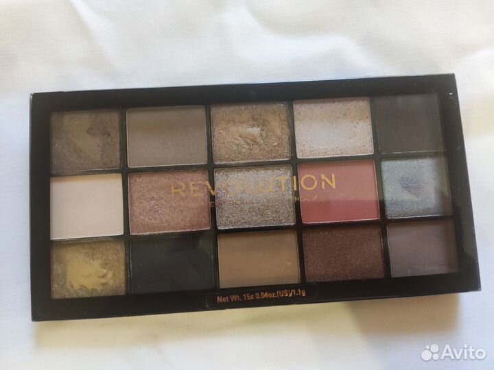 Makeup revolution тени