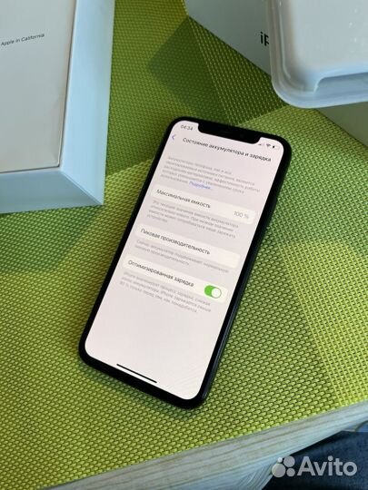 iPhone X, 64 ГБ