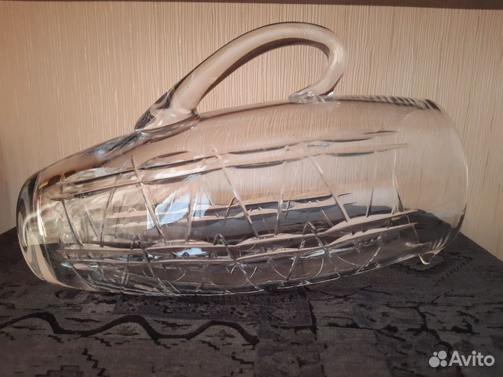 Хрустальные вазы, салатницы, бокалы, пепельница