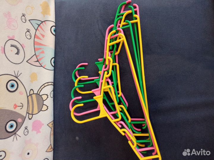 Плечики, вешалки