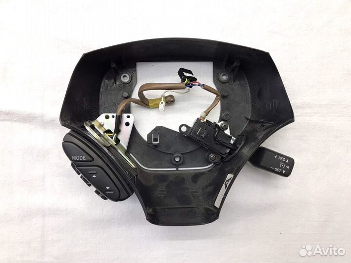 Кнопки мультимедиа руля + круиз + задний пластик