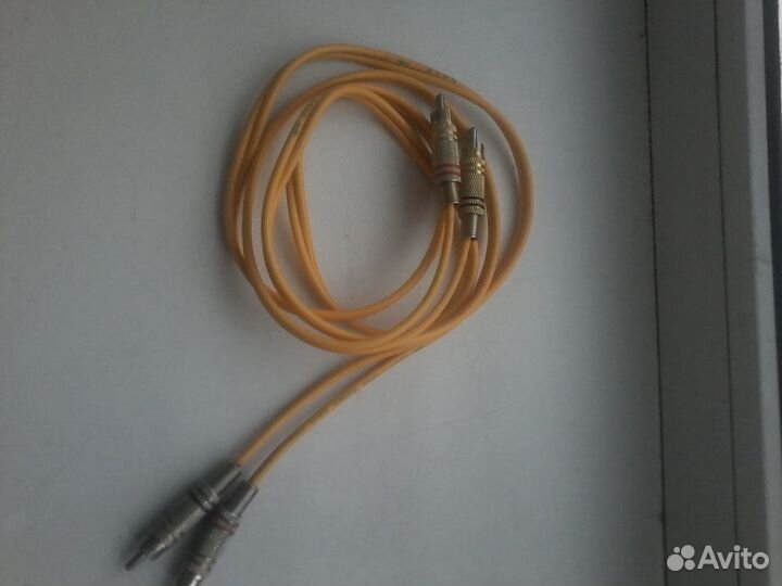 Фирменный аудио кабель 2RCA-2RCA