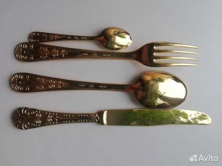 Набор столовых приборов производство Италия