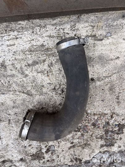 Патрубок интеркулера Audi Q5 8R