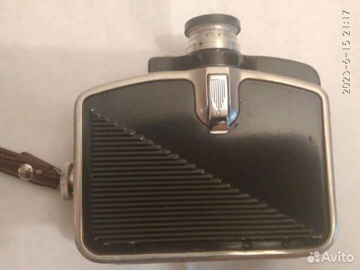 Ретро кинокамера Экран