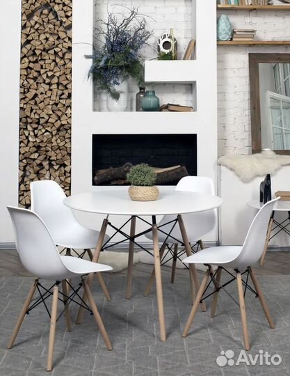 Забронировано. Стол кухонный (круглый обеденный)