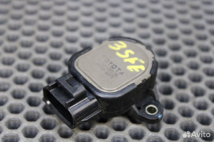 Датчик положения заслонки Toyota Vista Ardeo 89452