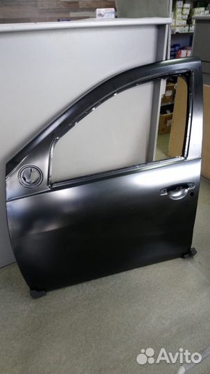 Дверь Renault Duster/Sandero
