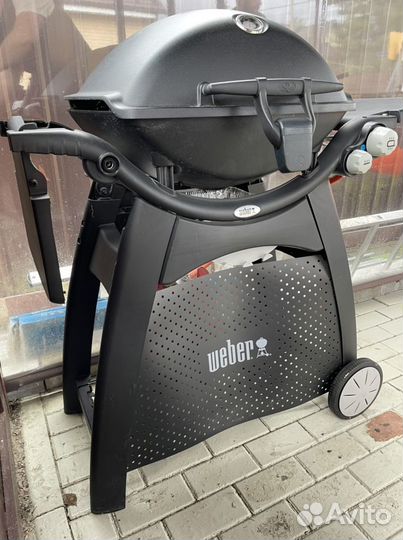 Гриль Weber q3200