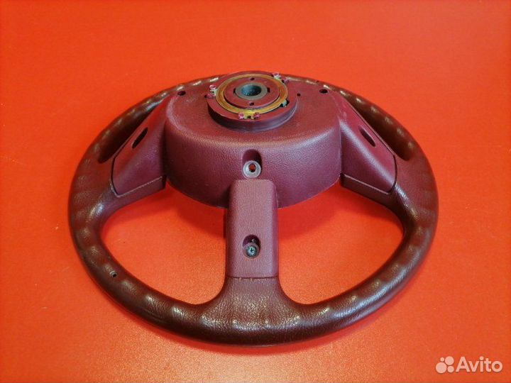 Руль Toyota Hilux Surf LN130G 2L-T 1990