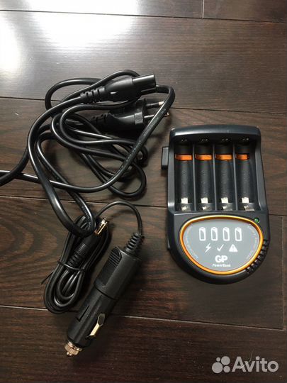 Зарядное устройство GP H500