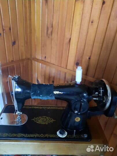 Швейная машинка подольская ручная