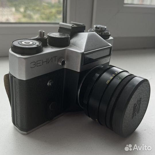 Плёночный фотоаппарат Zenit ET