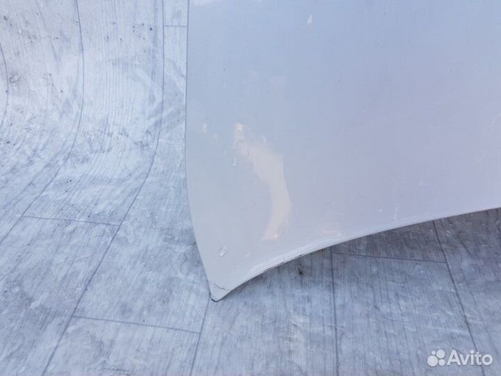 Крышка багажника toyota crown