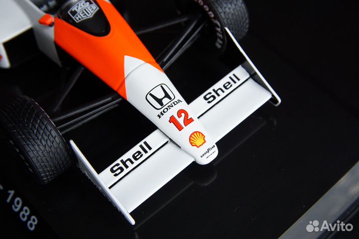 Formula 1 McLaren Mp4/4 1988 Senna 1:24