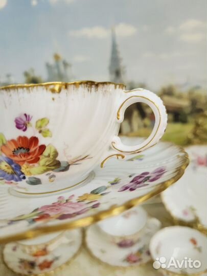 Антикварная чашка и блюдце/ чайная пара