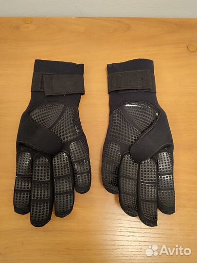 Обувь и перчатки для дайвинга Hiko sport Чехия