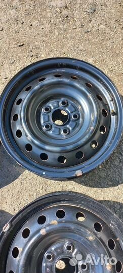 Оригинальные штампованные диски тойота королла