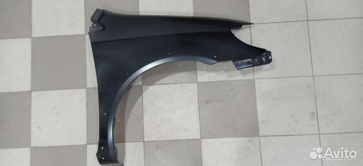 Крыло переднее Toyota Echo, Yaris NCP11, NCP12